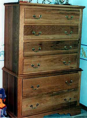 White Oak Chest pn Chest